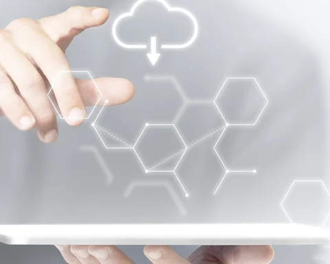 Why Cloud Edge Computing Are Reshaping the UAEs Enterprise-IT-Infrastructure-scaled